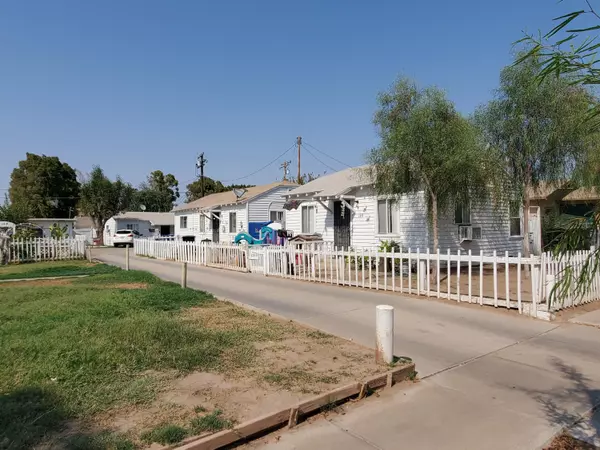 Brawley, CA 92227,155 165 167 163 149 W D ST