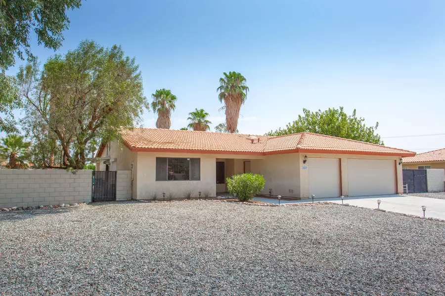 2222 Paseo Roseta, Palm Springs, CA 92262
