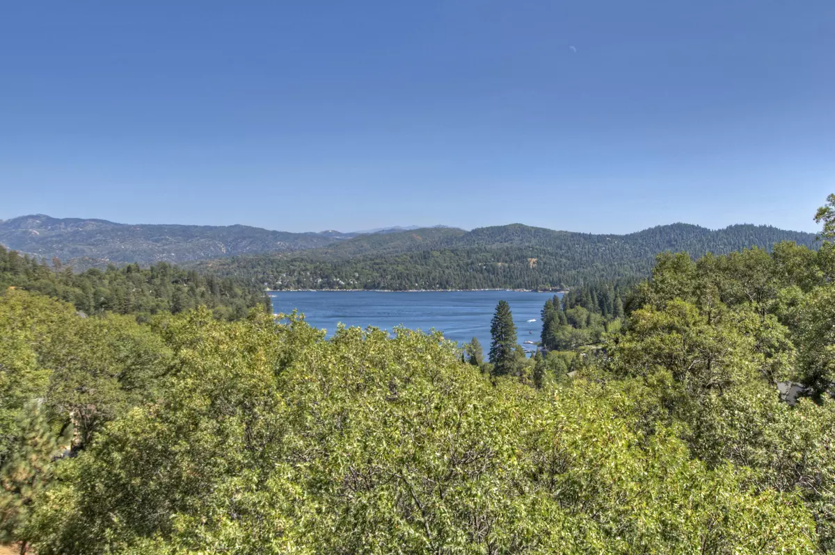 Lake Arrowhead, CA 92352,27431 Alpen DR