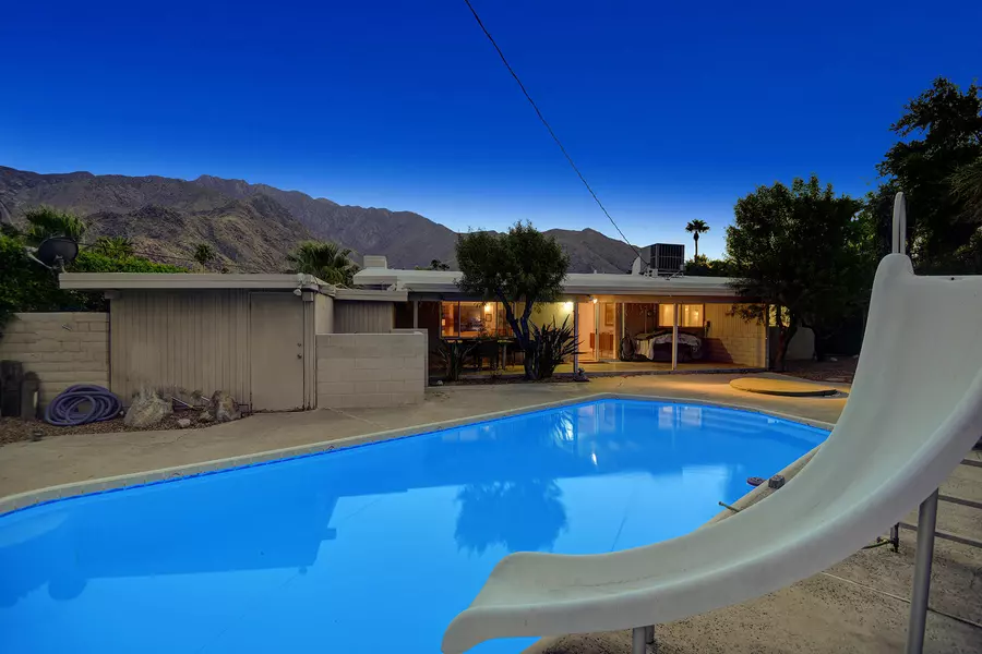 2440 N Girasol AVE, Palm Springs, CA 92262