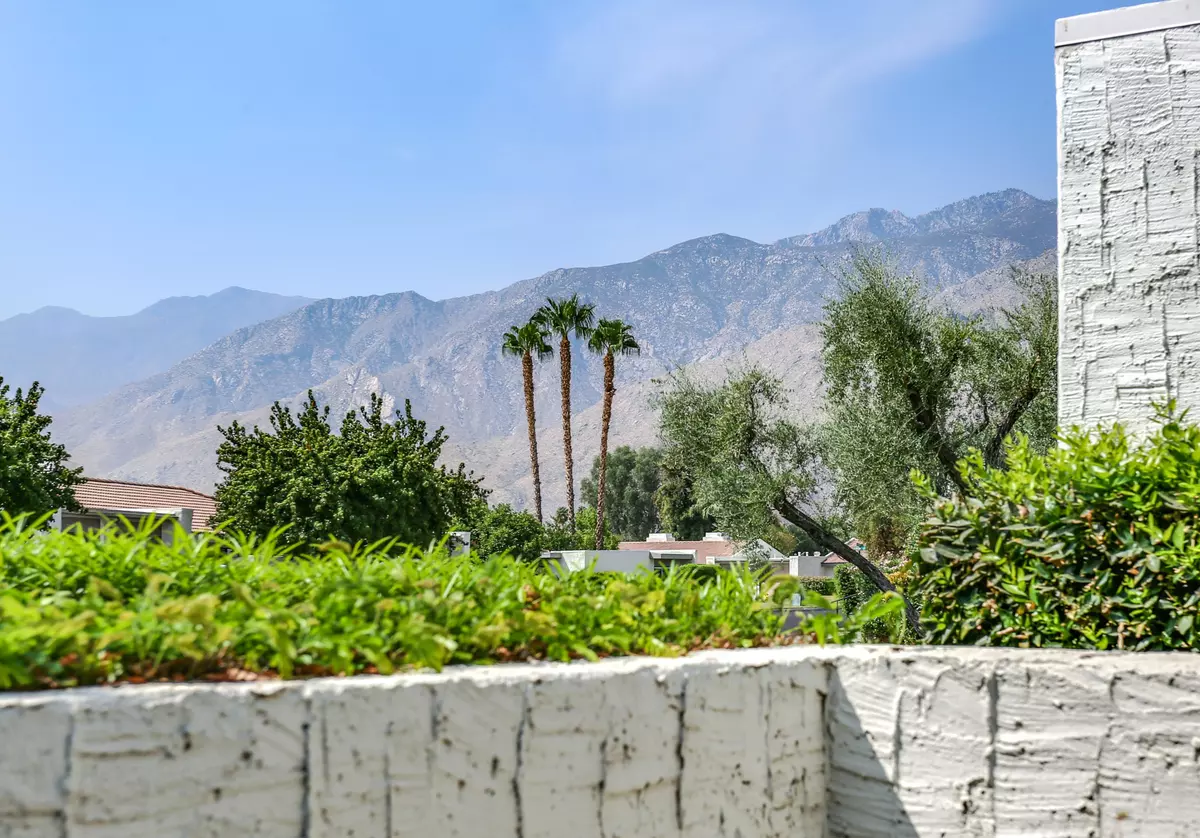 Palm Springs, CA 92264,2242 Sunshine WAY