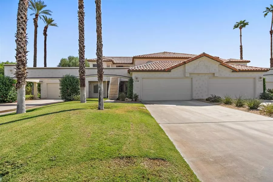 272 Vista Royale CIR E, Palm Desert, CA 92211