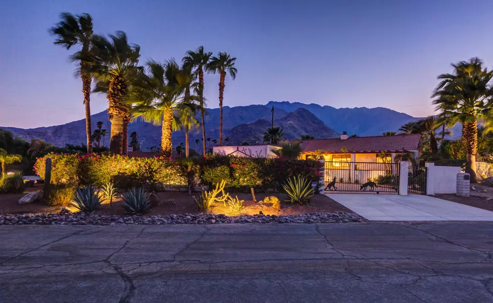 2301 N Cardillo AVE, Palm Springs, CA 92262