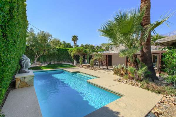 1350 S Calle Marcus, Palm Springs, CA 92264