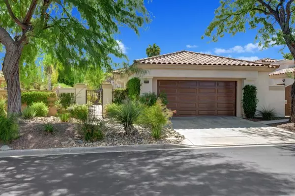 Palm Desert, CA 92211,477 Falcon View CIR