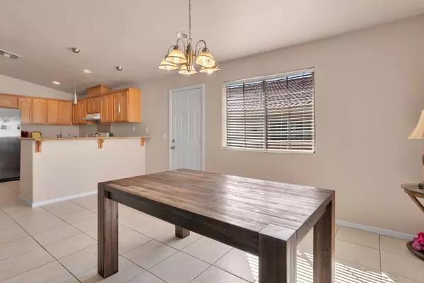 Desert Hot Springs, CA 92240,66635 5th ST