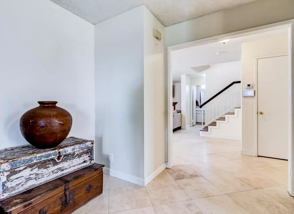 Jurupa Valley, CA 92509,2153 Sandra DR