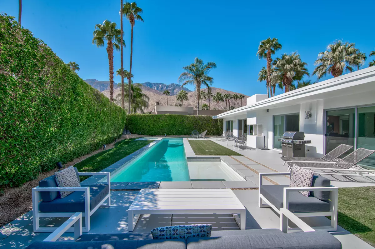 Palm Springs, CA 92264,1307 Fuego CIR