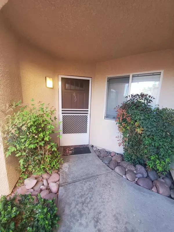 La Quinta, CA 92253,78459 Magenta DR