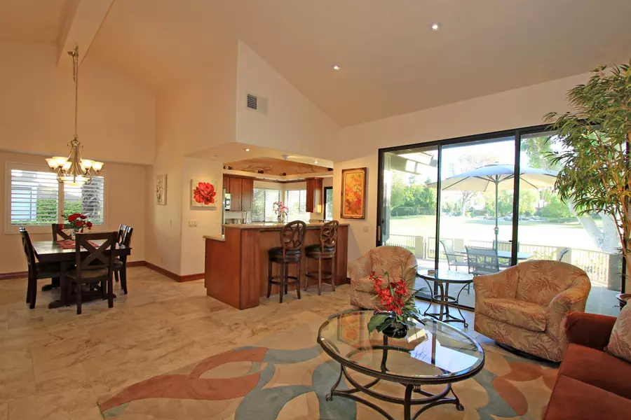 210 Wagon Wheel RD, Palm Desert, CA 92211