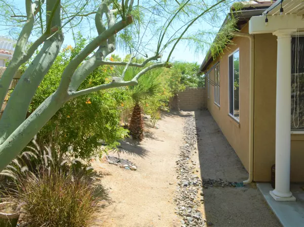 Palm Springs, CA 92262,2571 Savanna WAY