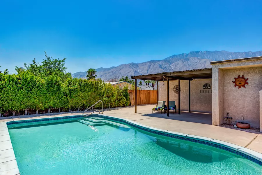 2358 N Aurora DR, Palm Springs, CA 92262