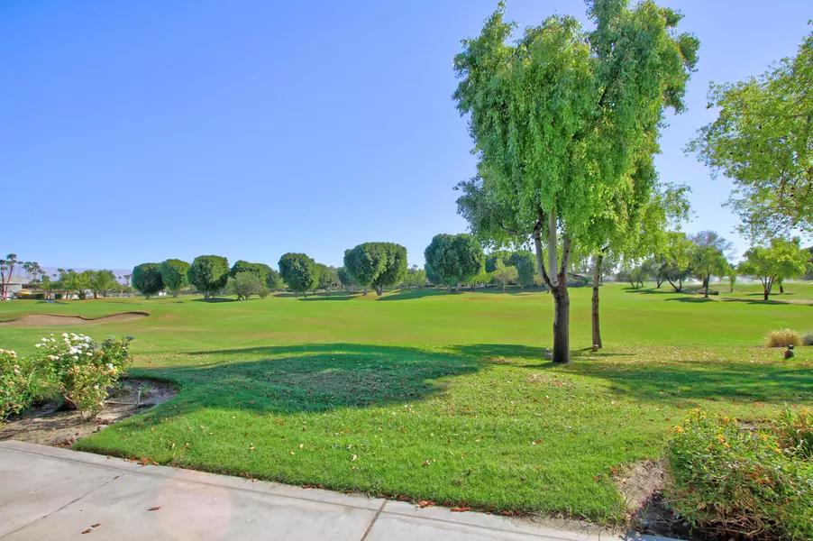 146 Deer Springs WAY, Palm Desert, CA 92211