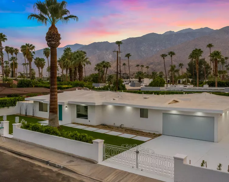 1647 S Calle Marcus, Palm Springs, CA 92264