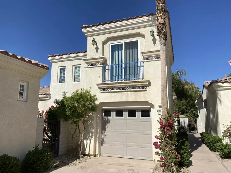 80932 Via Puerta Azul, La Quinta, CA 92253