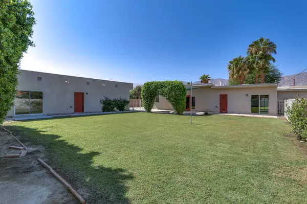 La Quinta, CA 92253,51322 Calle Paloma