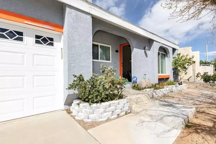 Palm Springs, CA 92262,3281 N Sandspring DR