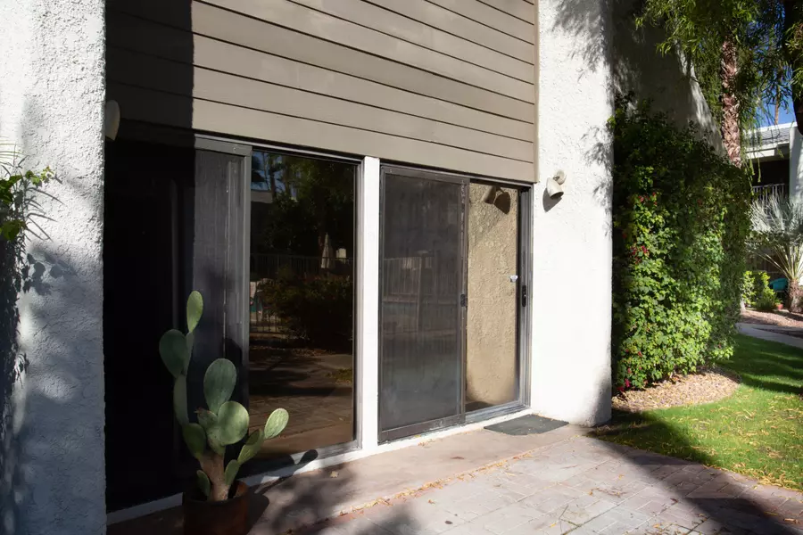 3155 Ramon RD #301, Palm Springs, CA 92264