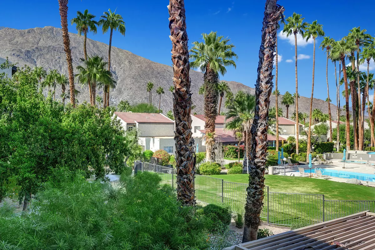 Palm Springs, CA 92264,1552 S Camino Real #227