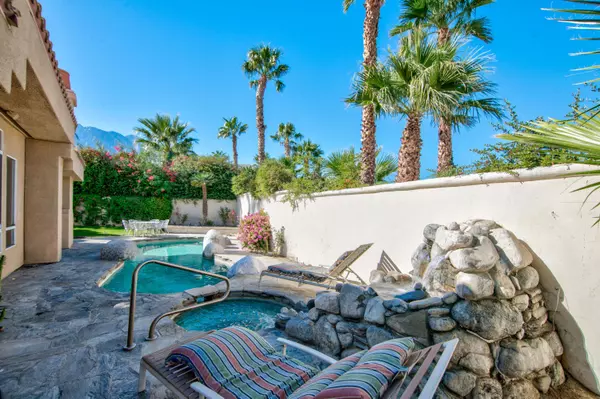 Palm Springs, CA 92262,3045 Redwood DR N