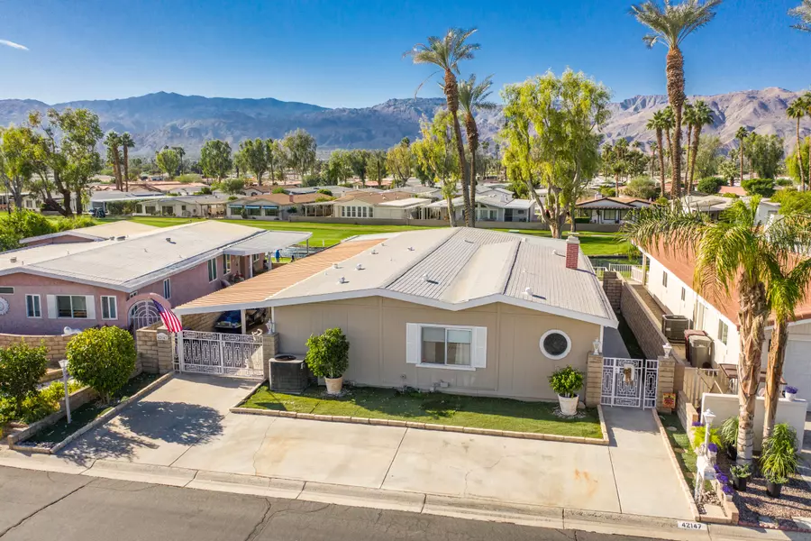 42147 Diadomite WAY, Palm Desert, CA 92260