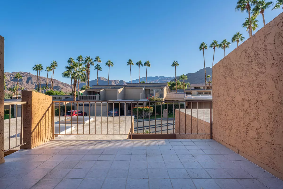 Palm Desert, CA 92260,73486 Encelia PL