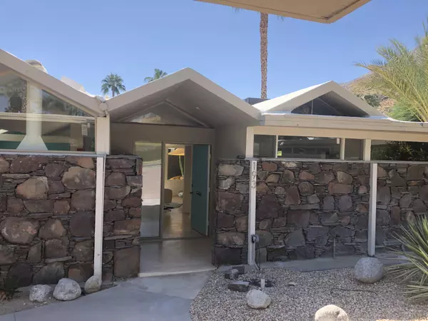 Palm Springs, CA 92262,193 W Merito PL