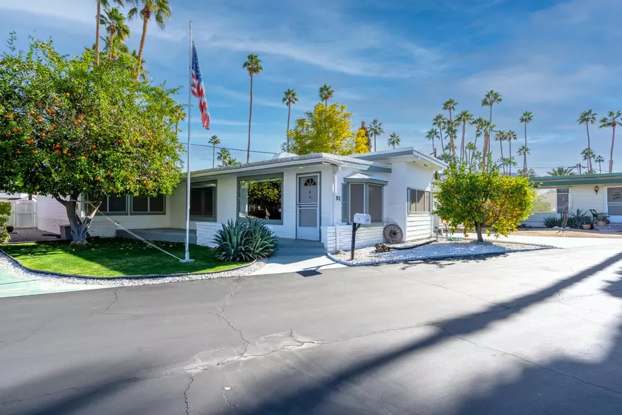 182 Oasis, Palm Springs, CA 92264