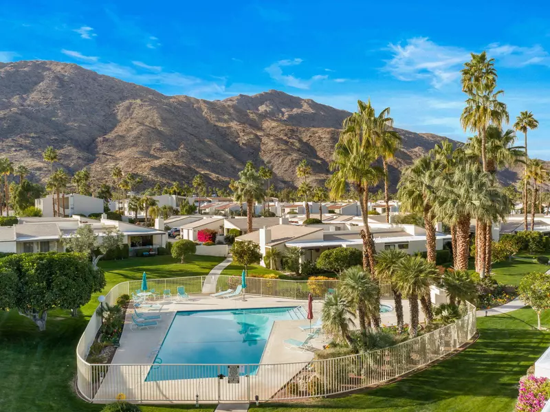 2186 S Via Mazatlan, Palm Springs, CA 92264