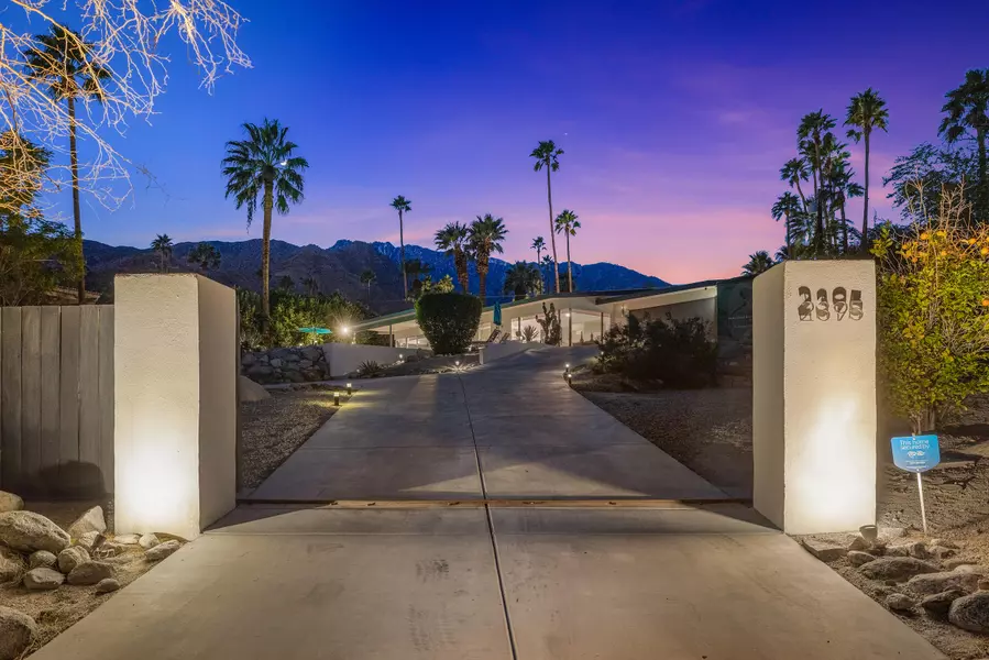 2395 N Vista DR, Palm Springs, CA 92262