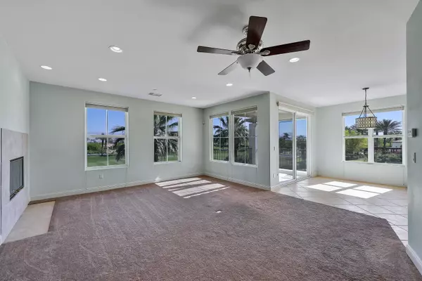 La Quinta, CA 92253,80290 Via Tesoro