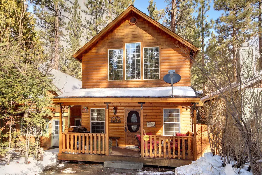 43040 Sunset DR, Big Bear Lake, CA 92315