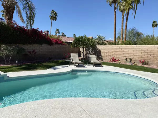 Palm Desert, CA 92260,40697 Meadow LN