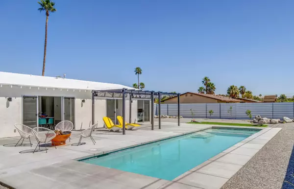 Palm Springs, CA 92262,2383 E Powell RD