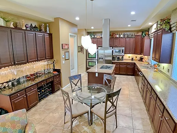 La Quinta, CA 92253,81715 Charismatic WAY