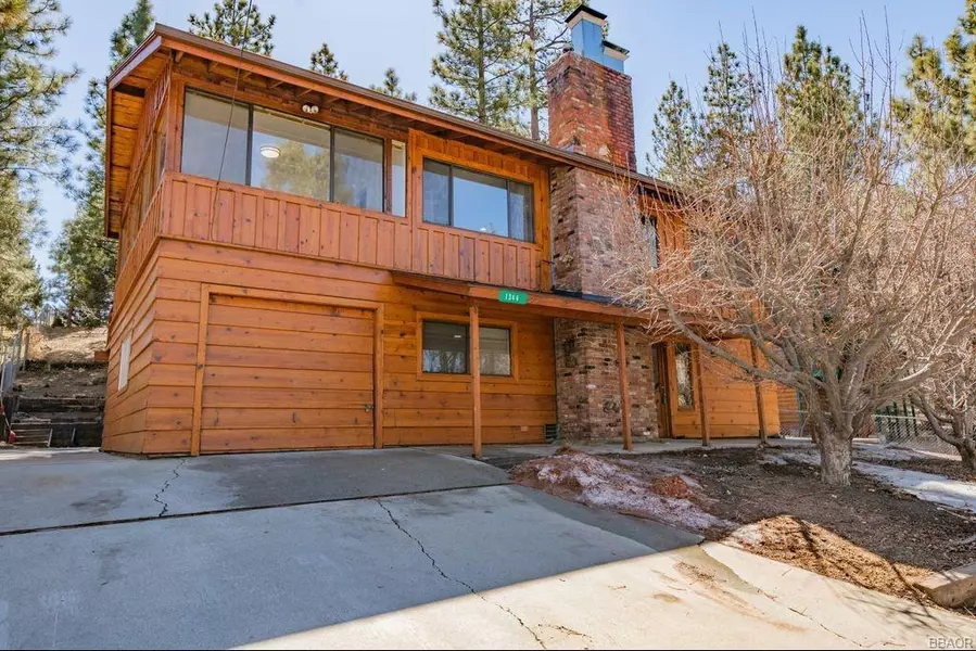 1344 Malabar WAY, Big Bear City, CA 92314