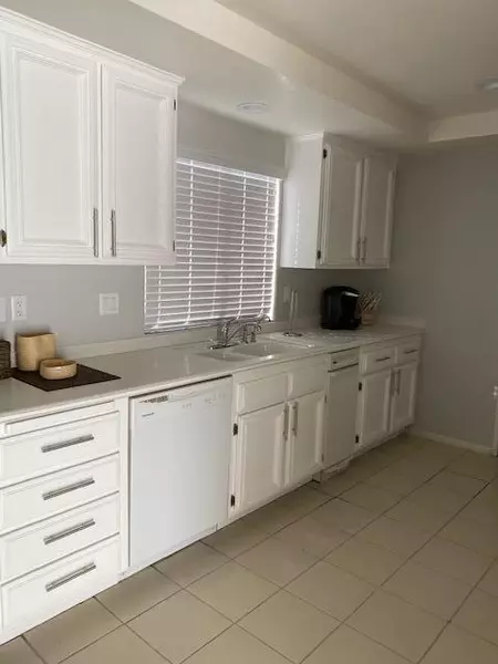 48118 VíA Hermosa, La Quinta, CA 92253