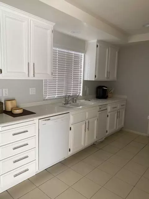 La Quinta, CA 92253,48118 VíA Hermosa