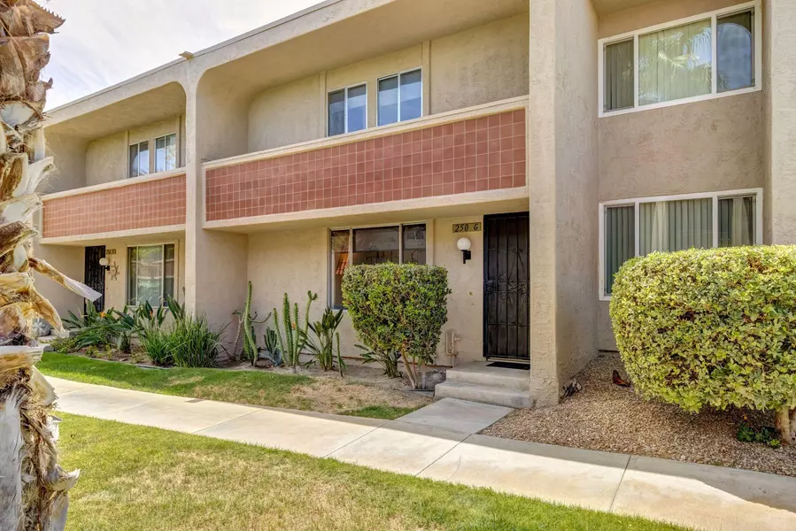 250 E Via Escuela #G, Palm Springs, CA 92262