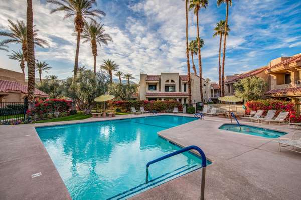 2700 Golf Club DR #25, Palm Springs, CA 92264