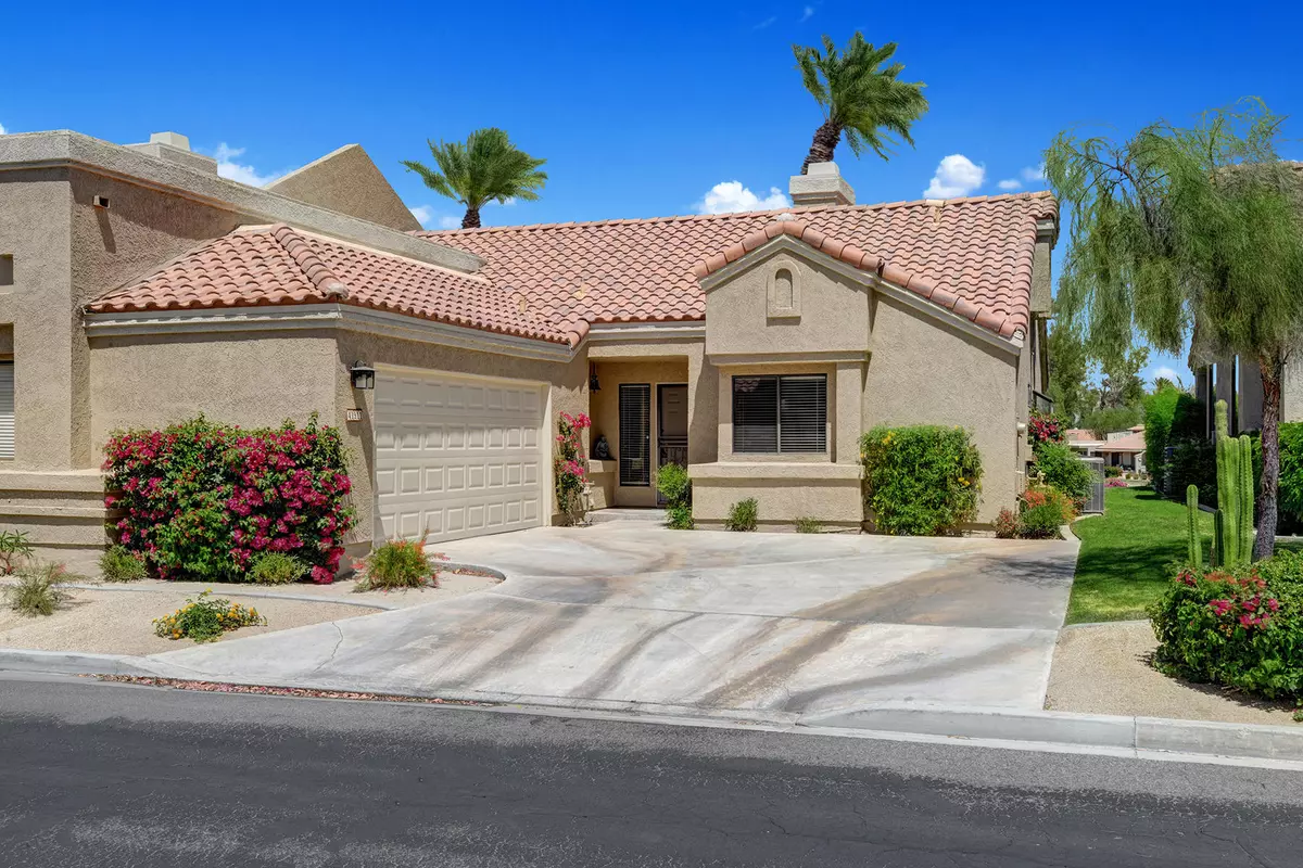 Palm Desert, CA 92211,41911 Preston TRL