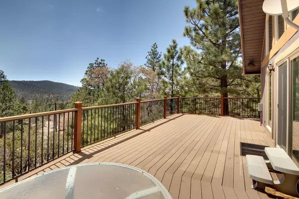 Big Bear Lake, CA 92315,43620 Colusa DR