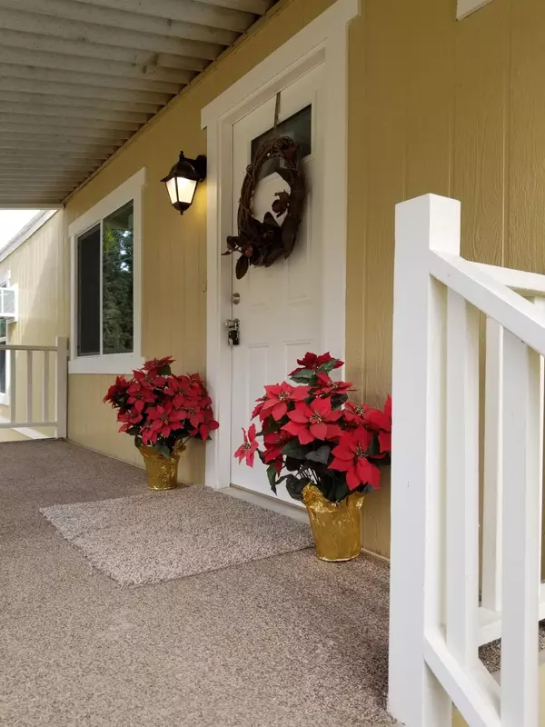 Lake Elsinore, CA 92532,28230 Lindell RD