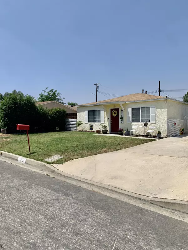 Colton, CA 92324,887 Herberts LN