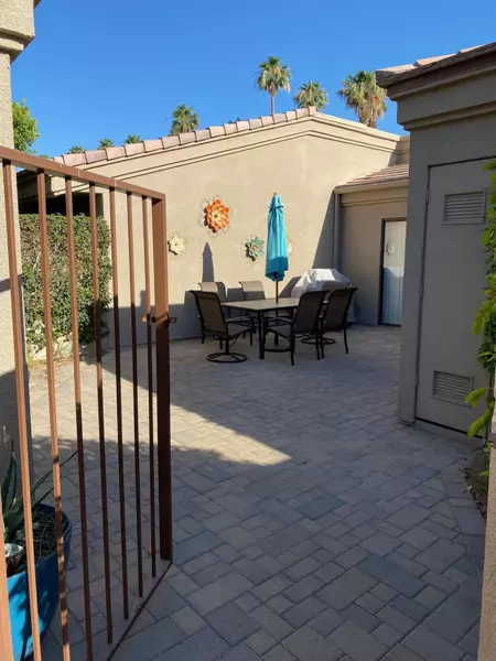 76290 Honeysuckle DR, Palm Desert, CA 92211