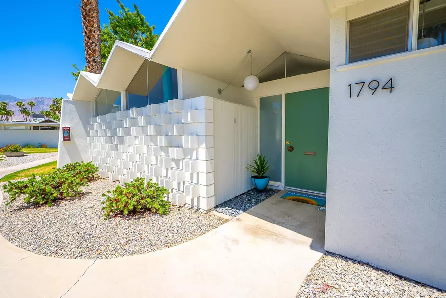 1794 S Araby DR, Palm Springs, CA 92264