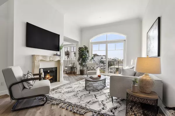 Beverly Hills, CA 90210,430 N Oakhurst DR #Ph3