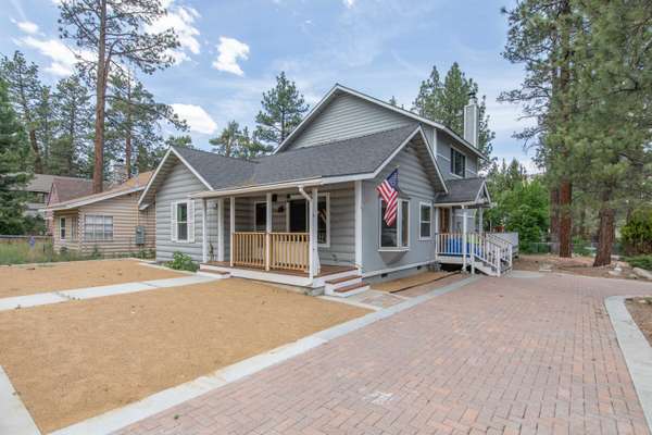 341 E Fairway BLVD, Big Bear City, CA 92314