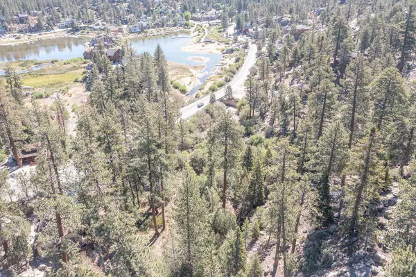 Big Bear Lake, CA 92315,38885 Boulder Creek LN