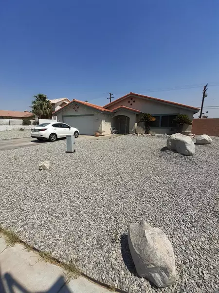 67490 Vista Chino, Cathedral City, CA 92234